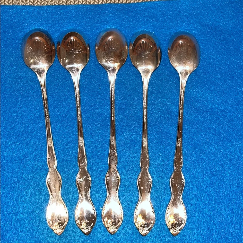 1964 VTG 5 iced tea dessert spoons Wm Rogers Melody Camelot Silverplate Flatware